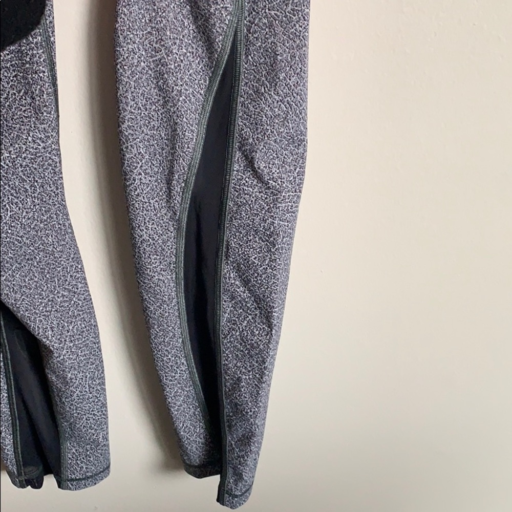 Lululemon Train Times 7/8 Leggings 25” - Picture 9 of 9